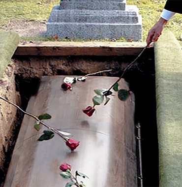 Захоронение гробом на новом участке